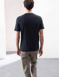 T-shirt en tissu doux pour hommes Fashion Streetwear Clothing Supplier Confortable Outfit Daily Use Lounge Gym Travel Bulk Wear - Product Image 2