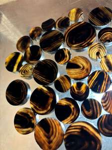 Unique Design 100% Natural Buffalo Horn Button Raw Technique Animal Style for Coat & Home Decoration Colour (3) BY HF CRAFTS - Product Image 4