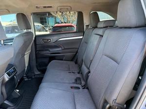 Toyotaa Highlander LE 2019 D'OCCASION - Product Image 4