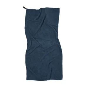 Serviette de sport active et absorbante VINGA en RPET – Gadgets durables - Product Image 2