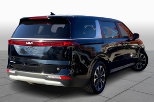 KIA Carnival EX FWD LHD RHD 2024 Usado - Product Image 6