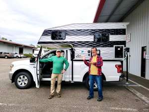 Remolques Camper con Cocina, Remolque Camper de Lujo con Techo Elevado para Camioneta, en Venta para Arabia Saudita con Envío Gratuito este Mes - Product Image 2