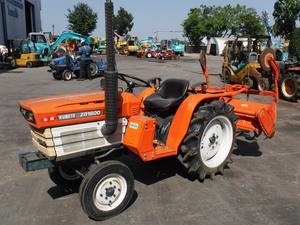 รถแทรกเตอร์อเนกประสงค์สำหรับใช้งานในฟาร์ม รุ่น B1600 ขับเคลื่อน 4 ล้อ เกียร์ธรรมดา 50 แรงม้า สภาพใหม่/มือสอง - Product Image 2