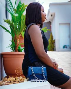 Mini Bolso Bandolera de Piel Sintética con Estampados de Animales y Asa de Cadena para Mujer - Estilo Casual para Uso Publicitario - Product Image 6