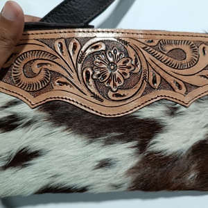 Bolso de Mano de Cuero Vacuno Occidental con Decoración de Flores, Cartera Larga con Ribete de Piel, Herramientas Hechas a Mano - Bolso de Moda Unisex Más Vendido - Product Image 3