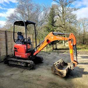 Durable Kubota U17-3A 1.6 tonnes mini pelle 4WD tracteur sur chenilles moteur noyau pompe hydraulique pièces pour la vente en gros - Product Image 6