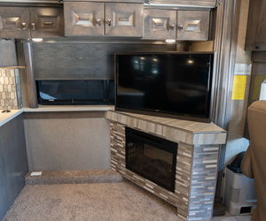 Camping-car 2021 F-l-e-e-t-w-o-o-d A-M-E-R-I-C-A-N T-R-A-D-I-T-I-O-N 42V prêt à la vente - Product Image 3