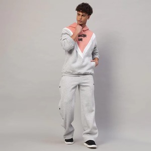 ชุดวอร์มกางเกงขาบานของผู้ชาย100% เสื้อกันหนาวมีฮู้ดสองชิ้นผ้าฟลีซระบายอากาศได้ดีพิมพ์โลโก้แบบกำหนดเอง - Product Image 4