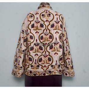 Vestes matelassées en coton tissé Suzani brodées sur mesure pour femmes, écologiques, à séchage rapide, rembourrées en coton, artisanat artisanal - Product Image 5