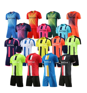 Conjunto de camisetas de fútbol personalizadas de alta calidad 2025, uniforme de fútbol de manga corta para equipo juvenil, ropa de voleibol al por mayor - Product Image 1