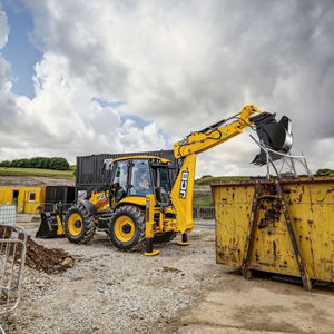 Retroexcavadora JCB 4CX Usada, Probada en Campo, Confiable y Excelente para Excavación, Carga y Transporte de Materiales - Product Image 1