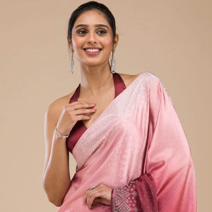 Sari indien double teinte non cousu en satin pour femme, motif floral tropical respirant et écologique, style Trendmalls - Product Image 1