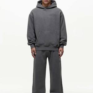 รับเสื้อฮู้ดโอเวอร์ไซส์แบบวินเทจของคุณทันสมัยพร้อมโลโก้และการออกแบบที่กำหนดเองสำหรับผู้ชายและผู้หญิง - Product Image 6