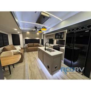 รถคาราวาน2025แบบป๊อปอัพสุดหรูพร้อมระบบกันสะเทือนอิสระสำหรับตั้งแคมป์เคลื่อนที่ได้รถ325RL - Product Image 3