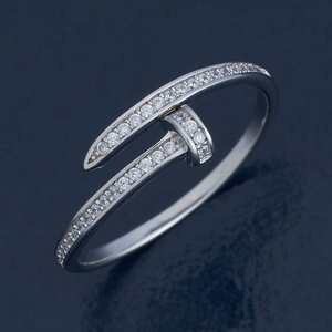 Anillo de Plata 92.5 Romántico con Engaste Invisible y Biselado para Uso Diario, Bodas y Regalos - 180845 - Product Image 1