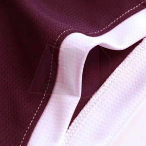 Uniforme de Baloncesto Deportivo Transpirable, Ligero y Resistente para Equipos Escolares, Clubes y Deportes Comunitarios - Product Image 4