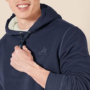 Sweat-shirts pour hommes à coupe confortable, tissu doux au toucher, pour les collections de garde-robe modernes et les tenues décontractées. - Product Image 6