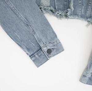 Veste en jean décontractée pour femmes de haute qualité pour l'été Design de mode Streetwear confortable avec décoration de bouton Techniques lavées - Product Image 6