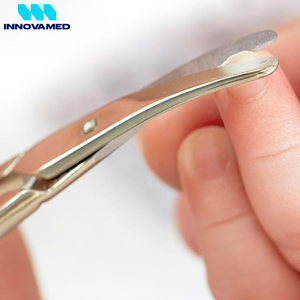 Tijeras Profesionales para Cutículas de Uñas, Acero Inoxidable, Herramienta de Manicura y Pedicura para Salón y Uso Personal, por INNOVAMED - Product Image 6
