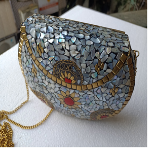 Bolsas de mosaico de metal hechas a medida para tiendas de accesorios de moda para reventa disponibles en una variedad de diseños - Product Image 1
