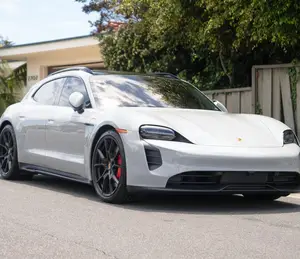 Carro usado para vagão com motor elétrico duplo Porsche Taycan GTS Sport Turismo 2023 feito na Alemanha para venda