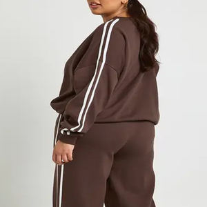 Sweat-shirt chaud pour femme au design simple, coupe décontractée avec fermeture éclair, service OEM, prix avantageux pour les commandes en gros, durable - Product Image 5