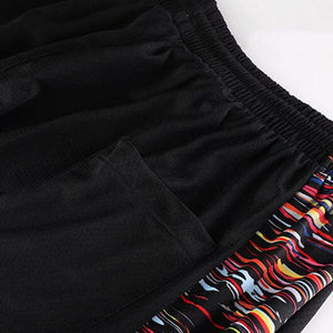 Ensemble d'uniformes de basket-ball pour hommes avec tissu personnalisé et impression par sublimation pour les performances de jeu Uniforme de basket-ball pour hommes - Product Image 6