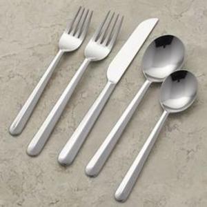 Ensemble d'argenterie en acier inoxydable avec design poli ultra-moderne et poignées confortables pour toutes les occasions - Product Image 6