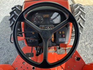 Tracteur d'occasion de machines agricoles Kubota M5660SU de haute qualité à bas prix - Product Image 2