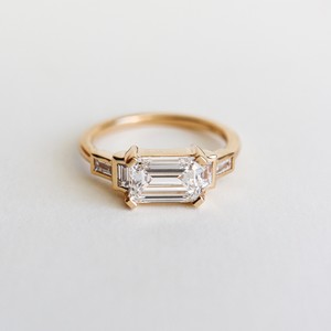 มรกตตัดLab Grownแหวนเพชรหินห้าแหวนหมั้น2.20 CTWมรกตตัดคลัสเตอร์แหวนแต่งงาน14พันสีเหลืองทองBridle - Product Image 3