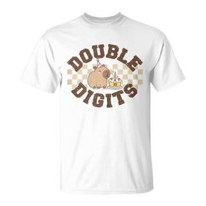 T-shirt promozionale per il decimo compleanno della Capybara, con numeri a due cifre, per bambini di dieci anni - Product Image 2