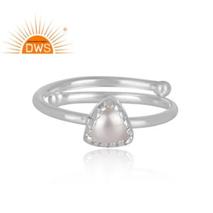 แหวนเงินแท้ 925 ประดับมุกธรรมชาติ ดีไซน์ล่าสุด ทำมือ ปรับขนาดได้ จากผู้ผลิตเครื่องประดับ - Product Image 2