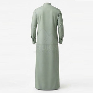Thobe classique saoudien au design épuré, décontracté, léger, respirant, en coton, à manches longues, col soigné, coupe ajustée, boutons sur le devant - Product Image 5