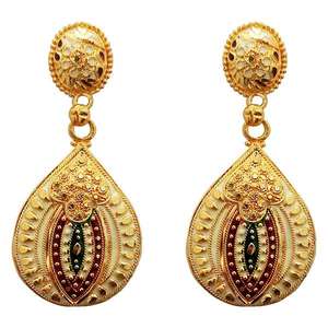 Pendientes colgantes finos Kriaa, Meenakari marrón y verde con baño de oro, modelo 1311775 - Product Image 1