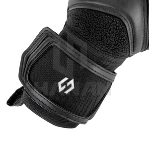 Gants en cuir de gardien de but légers et confortables personnalisés | Gants de football antidérapants avec bouts de doigts renforcés - Product Image 3