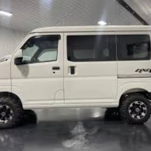 Ofertas en la Minivan Automática Daihatsu Hijet 2024 - Product Image 1