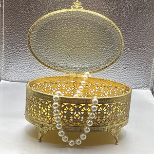 Forme ovale taille personnalisée nouveau décoratif Look Royal biseauté boîte en verre métal laiton en relief bordure bijoux souvenir bibelot boîte déco - Product Image 1