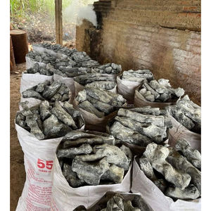 Patrón de concha blanca de carbón de bambú de árbol de café Binchotan de alta calidad para parrilla de barbacoa y cachimba hecho en Vietnam - Product Image 1