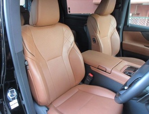Toyotas VELLFIRE Z PREMIER 7ที่นั่งใช้งานได้ดี100% ปราศจากอุบัติเหตุพร้อมการรับประกัน1ปี