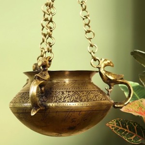 Urli suspendu en laiton avec poignées en forme d'oiseaux, design moderne gravé, fait main, durable, auto-adhésif, décoration de cuisine, forme ronde, utilisation en extérieur - Product Image 1