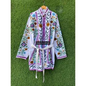 ชุดคลุมอาบน้ำชุดกิโมโนสุซานิกาปักลายดอกไม้หรูหราของผู้หญิงเสื้อคลุมผ้าฝ้ายพร้อมไทด์สำหรับสวมใส่ในรีสอร์ทฤดูใบไม้ผลิ - Product Image 4