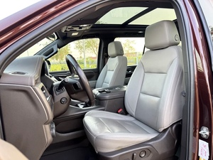 Chevrolet Tahoe LT 2022 Usato, Specifiche GCC, 499 CV, SUV 7 Posti, 8 Cilindri, 4000+cc, Benzina, Cambio Automatico, Guida a Sinistra - Product Image 5