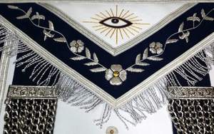 Masonic Blue Lodge Master Mason Office Apron Set Apron,Collar Cuff (gantlets) Masonic Regalia - Product Image 3