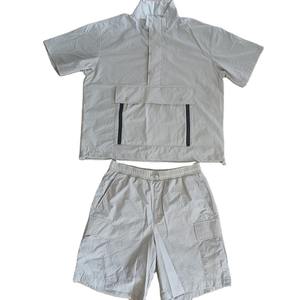 Survêtement en nylon personnalisé OEM avec logo personnalisé pour homme Survêtement coupe-vent pour homme - Product Image 1