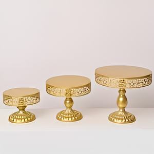 Présentoir à gâteau en métal au design élégant fait à la main nouveau support à gâteau rond décoratif en métal perlé en cristal fini brillant - Product Image 3