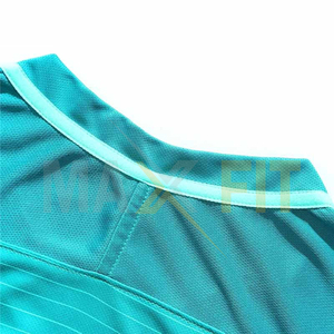 Uniforme deportivo de fútbol, uniforme personalizado de alta calidad, venta al por mayor, hecho en paquistaní, por MAXFIT - Product Image 3