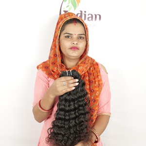 Extensions de cheveux humains vierges indiens 100% naturels non traités, bouclés, couleur noire, double trame, machine à coudre, en vente - Product Image 4