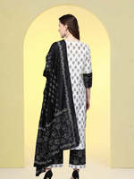 Ensemble Kurta Droit pour Femme en Coton Brodé à Motifs Floraux Blancs, Col Rond, Manches 3/4, Formel, Été, avec Palazzo et Dupatta
