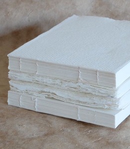 Blocs de livre vierges 13x16cm Surface rugueuse ou lisse Papier de chiffon en coton Khadi 210 g/m² - Product Image 2