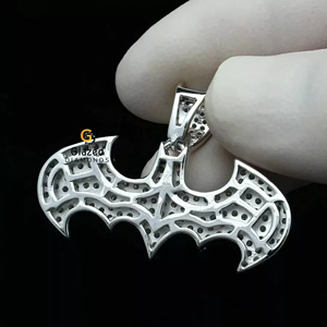Adorable pendentif chauve-souris personnalisé entièrement glacé Hip Hop en Moissanite brillante ronde VVs Clarity Diamonds en argent sterling 925 - Product Image 3